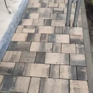 Укладка паркового бордюра